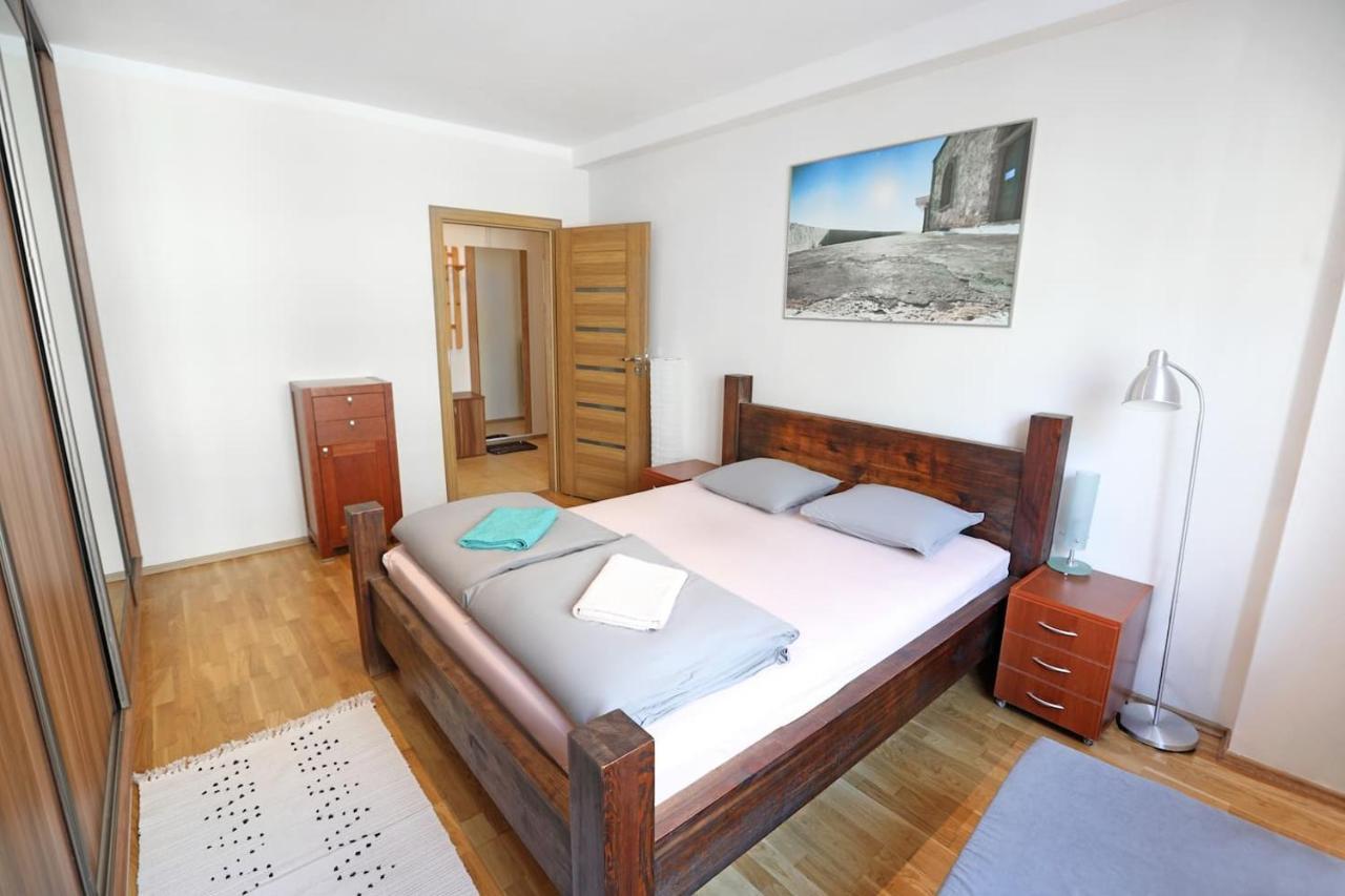 Cosy And Bright- Golden Apartments- Old Town วอร์ซอ ภายนอก รูปภาพ