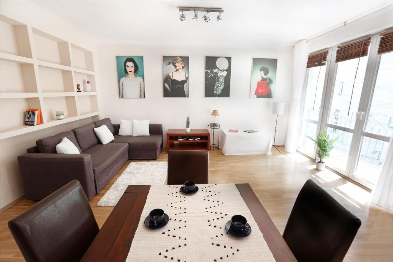 Cosy And Bright- Golden Apartments- Old Town วอร์ซอ ภายนอก รูปภาพ